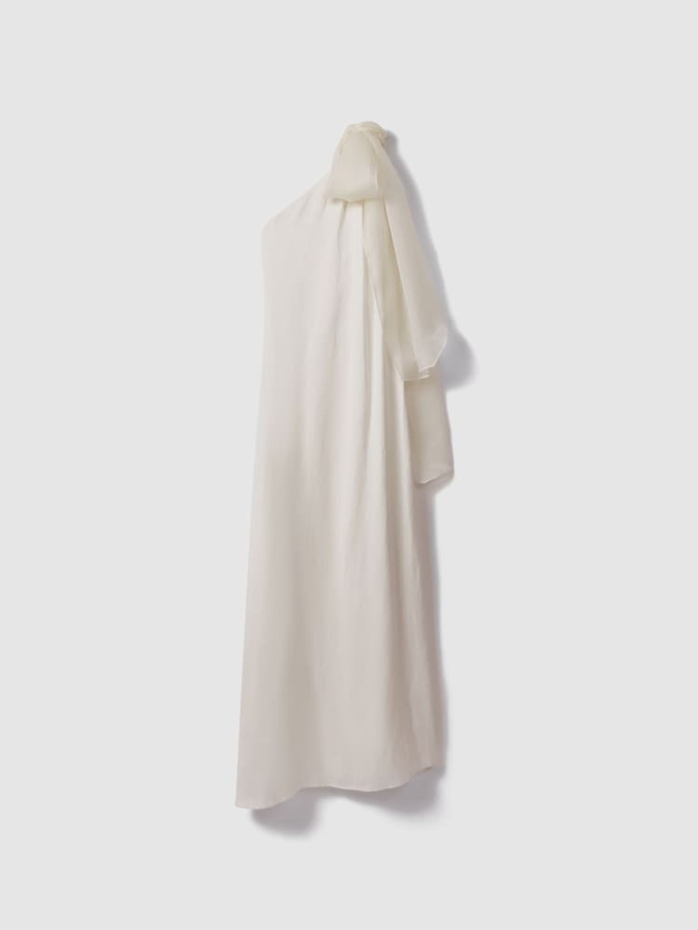 Reiss Ivory One-Shoulder Gown with Sculpted Bow - Picture 5 of 15